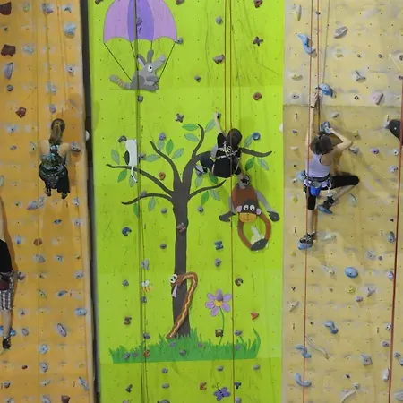 Lights With Terrace - 24 Check In ברטיסלאבה